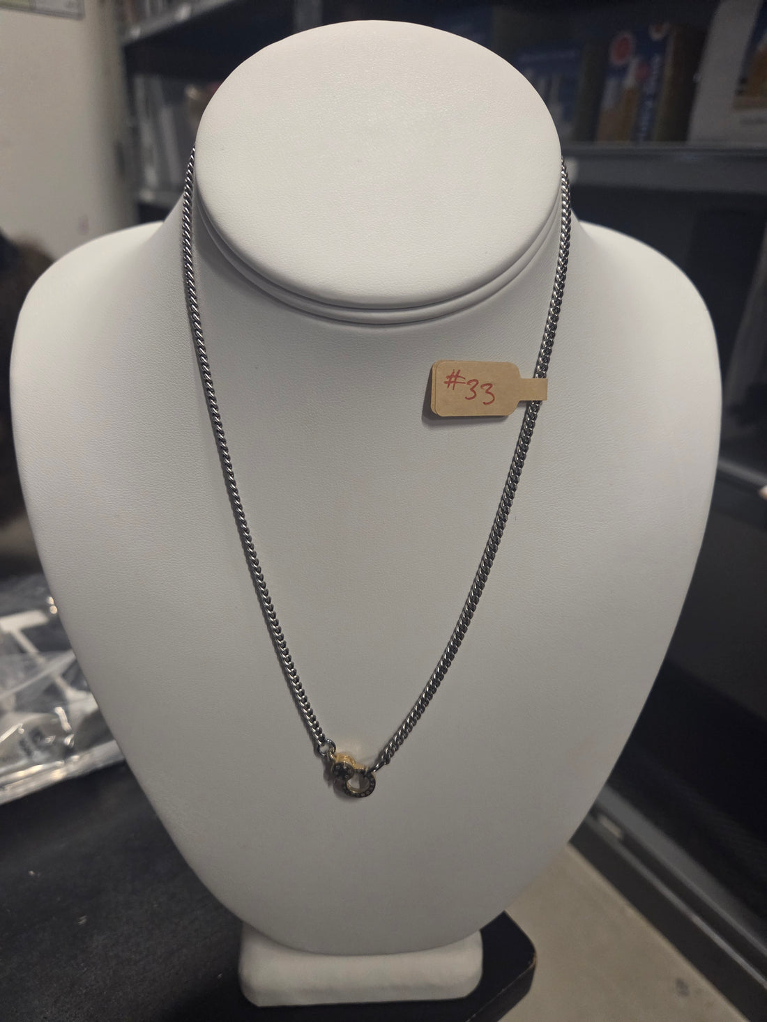 #33 SAL SHORT TWO TONE DIAMOND LOCK