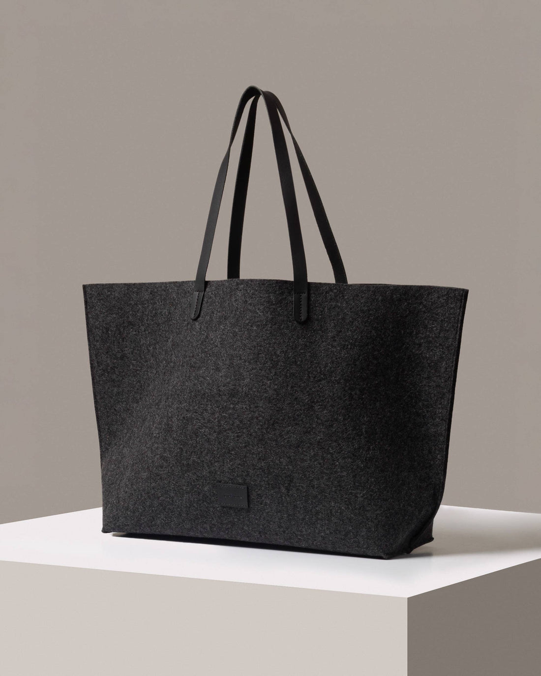 Hana Merino Wool Boat Bag Charcoal
