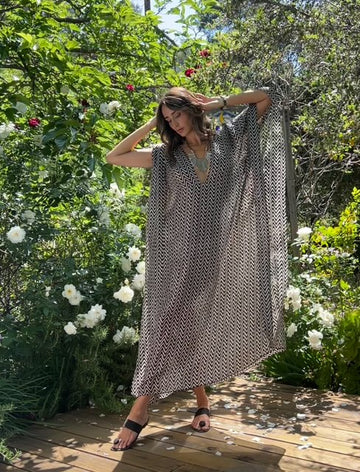 ZIG ZAG CHEVRON V NECK KAFTAN  C
