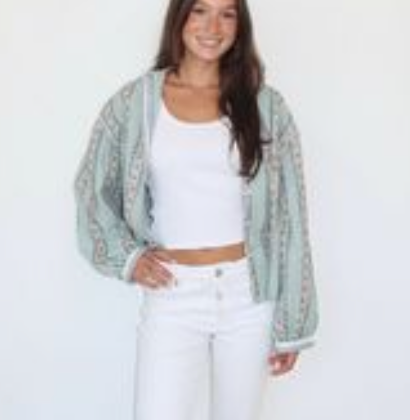 PIA TOP C*