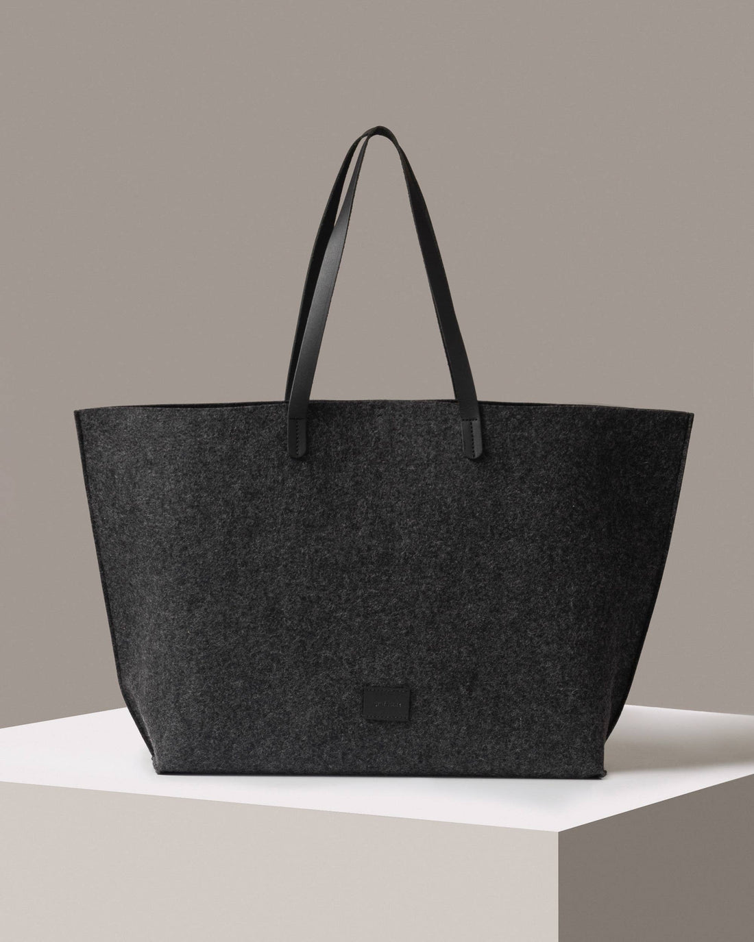 Hana Merino Wool Boat Bag Charcoal