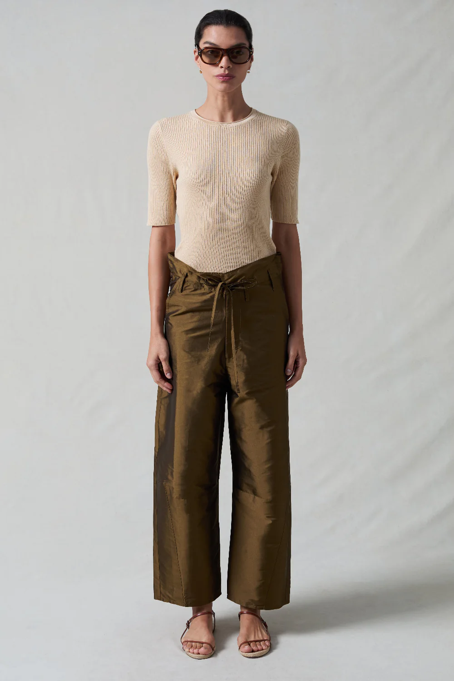 TECHNO TAFFETA BARREL PANT